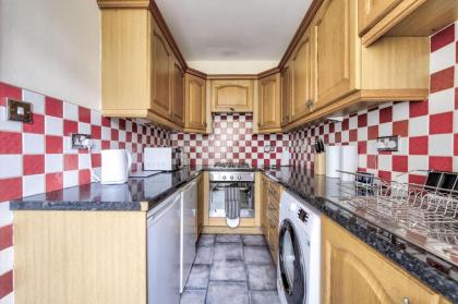 Pilton Avenue House - image 19