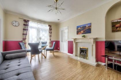 Pilton Avenue House - image 4