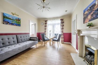 Pilton Avenue House - image 7
