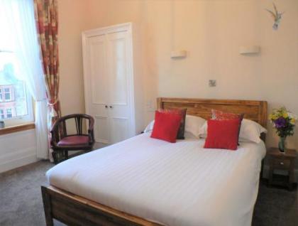 Straven Guesthouse - image 6