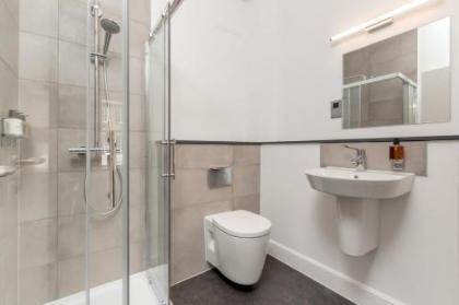 Destiny Scotland Hanover Apartments - image 10