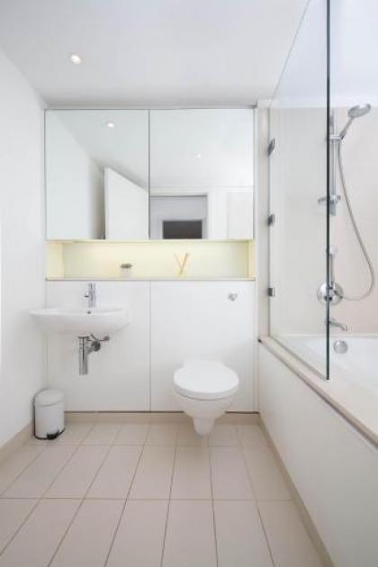 Quartermile Central Apartment - image 15