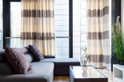 Quartermile Central Apartment - image 5