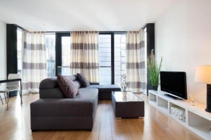 Quartermile Central Apartment - image 6