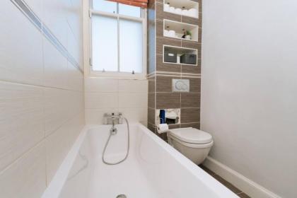 Beautiful Home In Stockbridge Edinburgh - image 15