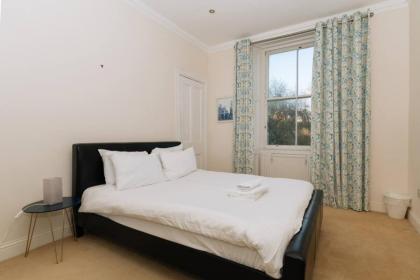 Beautiful Home In Stockbridge Edinburgh - image 4