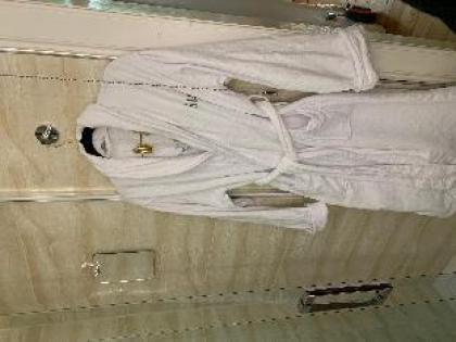 Lovely Flat near City Centre garden  FREE parking - image 3