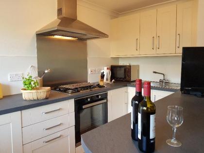 Clermiston Hill Apartment  - image 4