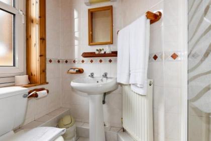 Brae Guest House - image 3
