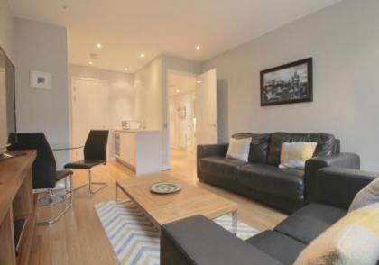 The New Quartermile Residence - image 5