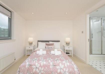 The Sandport Way Residence - image 14