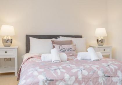 The Sandport Way Residence - image 19
