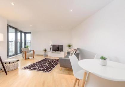 The Sandport Way Residence - image 3