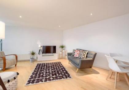 The Sandport Way Residence - image 4