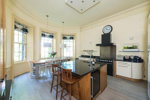 Gayfield Place - main image
