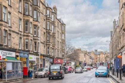 Raeburn Place - image 17