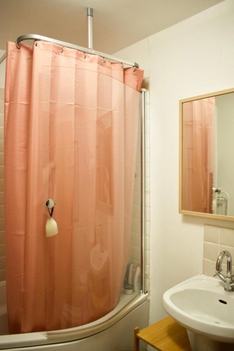 Cozy 1 Bedroom Home near the City Centre - image 4
