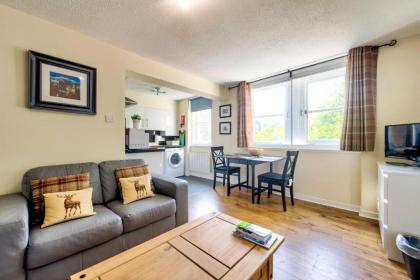 Stunning Studio Apartment Castle View - image 1