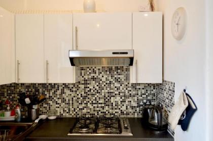 Central 2 Bedroom Flat in Edinburgh - image 17