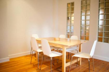 Unique Home In Vibrant Leith - image 17