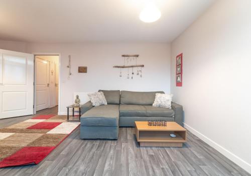 The New Lochend Park View Residence - image 4