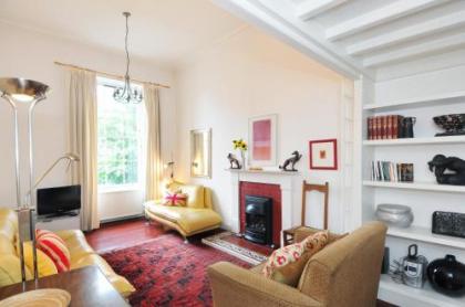 217 Charming first floor period city center apartment - image 1