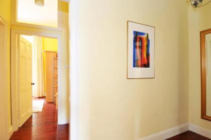 217 Charming first floor period city center apartment - image 9