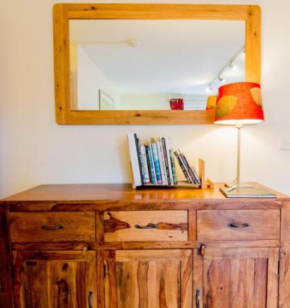 241 Fabulous three bedroom apartment on the second floor with parking - image 10