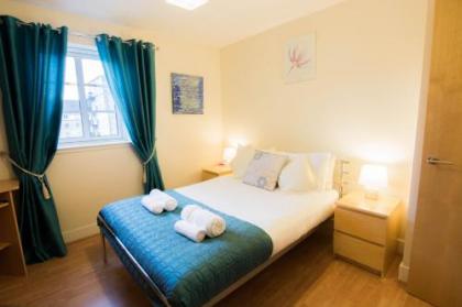 241 Fabulous three bedroom apartment on the second floor with parking - image 9