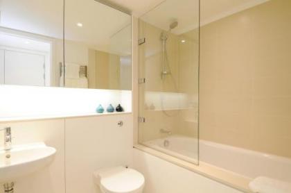 273 Stylish 2 bedroom apartment in the Quartermile development - offers private parking - image 14