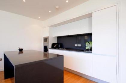 273 Stylish 2 bedroom apartment in the Quartermile development - offers private parking - image 19