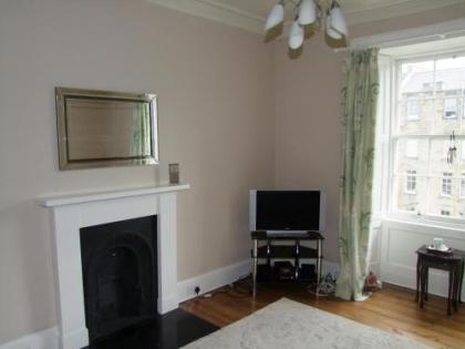 331 Attractive 2 bedroom apartment in Edinburgh's New Town - image 12