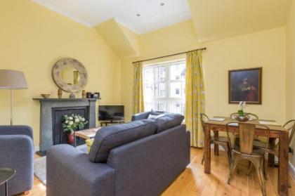 393 Old Tolbooth Wynd Apartment 3 - image 12