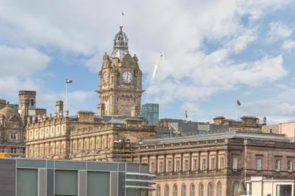 393 Old Tolbooth Wynd Apartment 3 - image 14