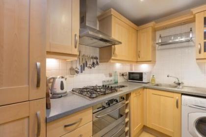 393 Old Tolbooth Wynd Apartment 3 - image 20
