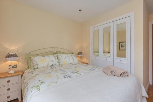 393 Old Tolbooth Wynd Apartment 3 - image 4