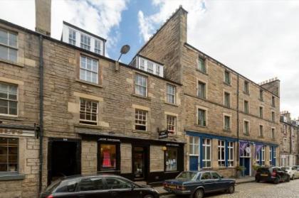 401 Thistle Street Apartment - image 20