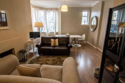 419 Luminous 2 bedroom apartment in the heart of Edinburgh's Old Town - image 8