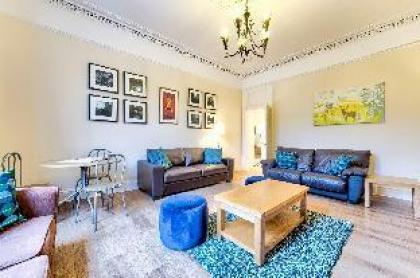 Apartment in the Centre 3-BR  - image 16