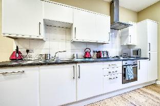 Apartment in the Centre 3-BR  - image 6