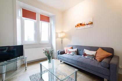 Beautiful City Centre Apartment - Holyrood Park - image 7