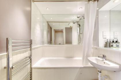 West Port - 2BR in the heart of the old town just off the Grassmarket - image 15