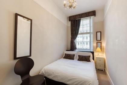 West Port - 2BR in the heart of the old town just off the Grassmarket - image 16