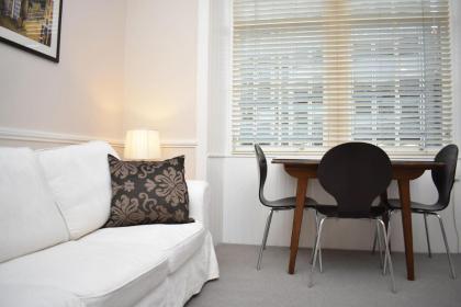 West Port - 2BR in the heart of the old town just off the Grassmarket - image 22
