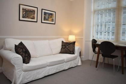 West Port - 2BR in the heart of the old town just off the Grassmarket - image 26