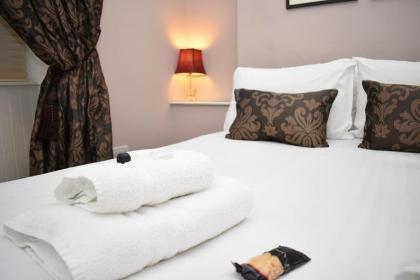 West Port - 2BR in the heart of the old town just off the Grassmarket - image 3