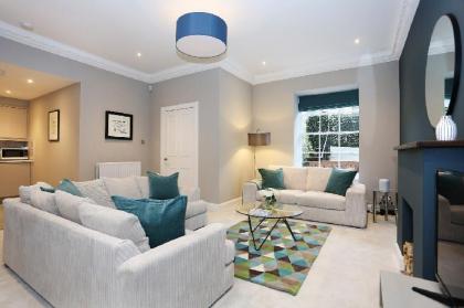Private Entrance Apartment in New Town - image 19