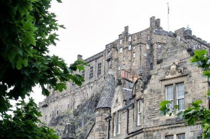 Castle Hideaway - image 12