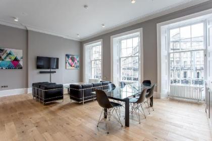 Huge 5* Georgian Apartment - Great Location - image 4