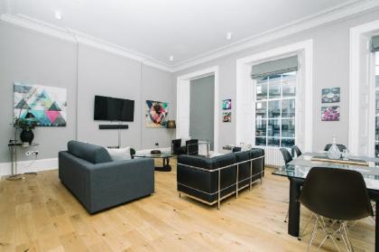 Huge 5* Georgian Apartment - Great Location - image 9